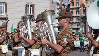 Napoli la grande festa degli alpini in piazza Plebiscito [upl. by Atirb]