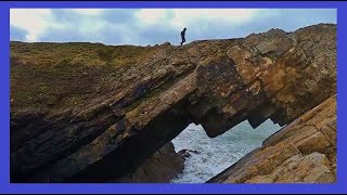 Worms Head Pen Pyrod  Low Tide Explore  Rhossili Gower [upl. by Ledah]