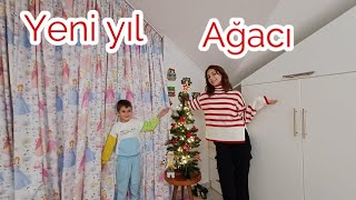 YENİ YIL AĞACI YAPTIK Odamıza küçük bir tane yılbaşı ağacı koyduk [upl. by Daffie]