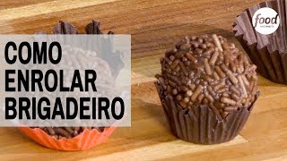 COMO ENROLAR BRIGADEIRO  BIZU [upl. by Maris]