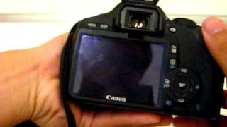 Canon speedlite 430exII attached to canon eos 550DRebel T2iKiss X4 [upl. by Isherwood]