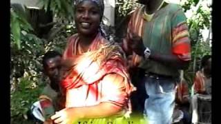 Somali Dance Boondheere Folklore Songs Part 10 avi [upl. by Anaderol27]