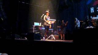 Erykah Badu Live Atlantic City NJ 8609  Apple Tree [upl. by Aianat949]