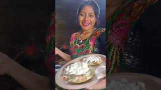 Unas memelitas o que🤭🌮😏 saludos amigos🥰❣️ comida oaxaca cocina amor pasión parati [upl. by Nylessoj]