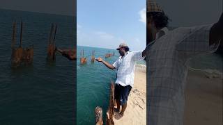 Young Man Catching Fishes Inside Rusted Iron Rod fishing fishingvideos thoondilulagam seafishing [upl. by Dalis708]