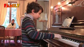 Enfant prodige  son incroyable talent révélé [upl. by Eitsrik821]