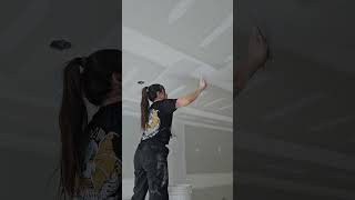 Coating a ceiling buttjoint 😄 music drywall tape [upl. by Siroved]