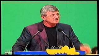 Joschka Fischer auf dem KosovoSonderparteitag in Bielefeld 1999 [upl. by Kancler]