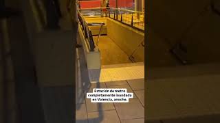 Estación de metro de Valencia inundada por tornado [upl. by The821]