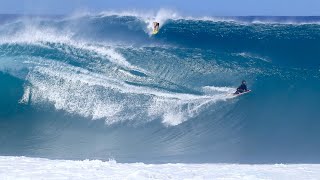 Black Friday Pipe Goes Giant🙀😱Surfers Slammed by Massive Waves North Shore Hawaii  112924 [upl. by Glendon74]