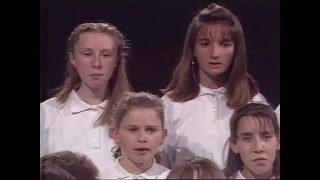 Hine Ma Tov Umanaim live in France 1989 [upl. by Eneloj975]