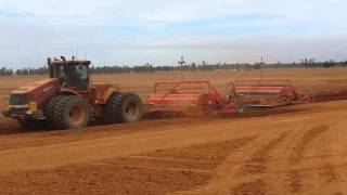 Horwood Bagshaw Grader Scraper in action2 [upl. by Yetak226]