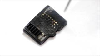 microSDカードを分解して中身を見てみよう disassembling 32GB micro SD TF card  whats inside [upl. by Klenk]