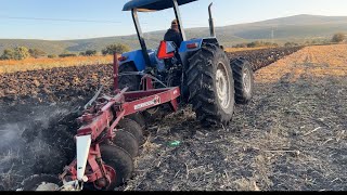 ARADO INTERNATIONAL 954 DE CUATRO DISCOS  NEW HOLLAND 7610s [upl. by Enimajneb]