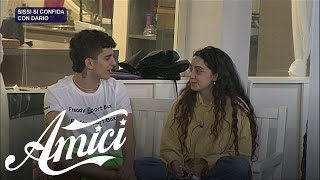 Amici 21  Sissi si confida con Dario [upl. by Einaj]