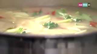 Cucina con Ramsay  10 Salmone in zuppa di Miso [upl. by Lyrad]