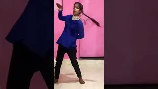 Nagin Gin Gin  Song With friends 🐍🐍🐍 shortsyoutube dance dancewithishu [upl. by Lairea]