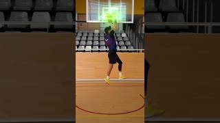 aprendiendo a hacer mates baloncesto basket basketball dunk [upl. by Pierette]