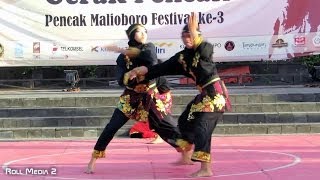 Pencak Silat Tapak Suci  Sinar Warna Nusantara  Pencak Malioboro Festival Silat Demonstration [upl. by Rehpotsirh90]