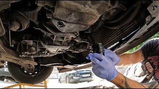 RENAULT Trafic  Vauxhall Vivaro mk3 oil filter change [upl. by Trotter]