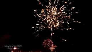 Fireworks in Waipahu New Years Eve 2021 on Oahu Hawaii [upl. by Richela]