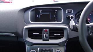 Volvo V40 Infotainment walkthrough [upl. by Service910]