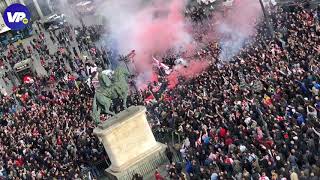 WOW Ajaxfans bouwen groot feest in Madrid tijdens Entrada [upl. by Magee275]