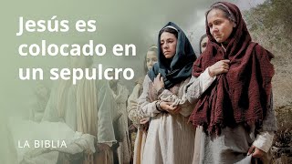 Jesús es colocado en un sepulcro [upl. by Deanna129]