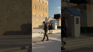 Greece Athens Hellenic parliament Changing of the guards Ελλάδα Βουλή Αλλαγή φρουράς🇬🇷 [upl. by Warila]