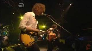 The Kooks Naive Live Leeds 2006 [upl. by Ritch]