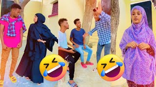 Ila daawo Qosolka aduun isbuucaan Somalida [upl. by Zusman]