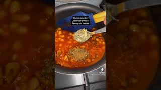 Make baked beans curry  quick and simple recipe  ready in 5 minutes [upl. by Eylrac]