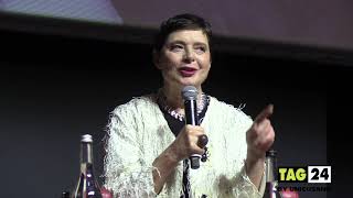 Isabella Rossellini si racconta quotQuando il cinema non mi voleva più mi sono laureataquot [upl. by Burman]