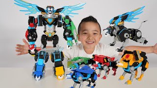 Voltron ट्रांसफॉर्मिंग लायन रोबोट CKN Toys [upl. by Acinej]