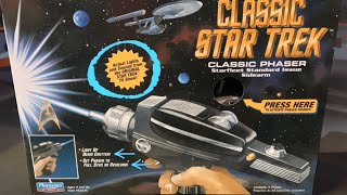 Review Knights “Classic Phaser” from Star Trek TOS by Playmates [upl. by Talbott331]