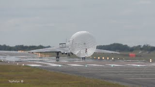 Braking Parachute Avro Vulcan XH558 RIAT 2015 Super low Landing [upl. by Assened495]