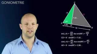 Goniometrie  het bewijs en gebruik van de cosinusregel  WiskundeAcademie [upl. by Nemracledairam]