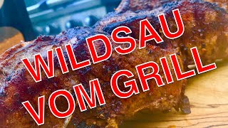 LECKER Wildschwein Steak grillen — Klaus grillt [upl. by Anirdnajela94]