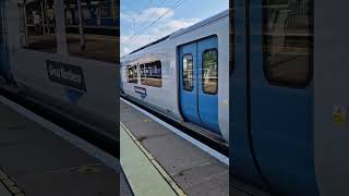 Great Northen Class 717 train at Potters Bar [upl. by Zsa223]