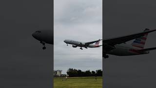 American Airlines B777200 N778AN LHR Arrivals Runway27L AA108 from Boston shorts [upl. by Yelkao569]