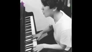 Baekhyun vs Chanyeol Piano Battle who is the best [upl. by Perice]