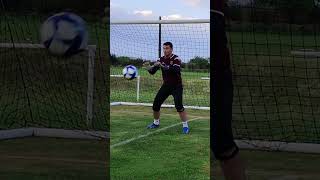 Entraînement gardien de but prise de balle et travail physique l’HORLOGE gardiendebut [upl. by Toomin]