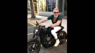 Gianluca Vacchi esce in moto per le strade di Miami [upl. by Heger]