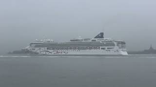 Norwegian Star departing from NYC on August 8 2024 [upl. by Yentrok]