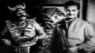 దేవాంతకుడులోని అత్యద్భుతమైన సన్నివేశం  Devanthakudu  NTR amp Krishna Kumari  Yamadoothala Scenes [upl. by Ennayhc]