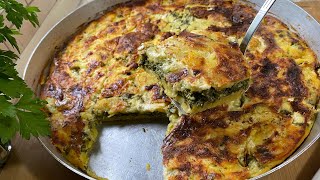 Lakrore tradicionale me miell misri me spinaqTraditional Albanian corn flour spinach pie recipe [upl. by Moonier903]