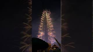 롯데타워 폭발 2019 불꽃놀이 넘 멋지다 Fireworks at Lotte Tower on 125F 555m [upl. by Mercier]