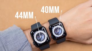 Apple Watch SE 2  Size Comparison on Wrist 40mm vs 44mm [upl. by Saidnac647]