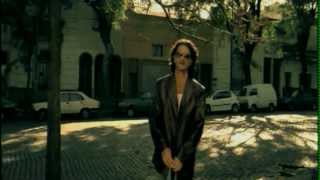 Ricardo Arjona  Minutos Video Oficial [upl. by Gnoix]