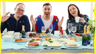 XXL CHAMPAGNE ONTBIJT MUKBANG Met Mascha en Gregor  Furtjuh [upl. by Aitnuahs373]